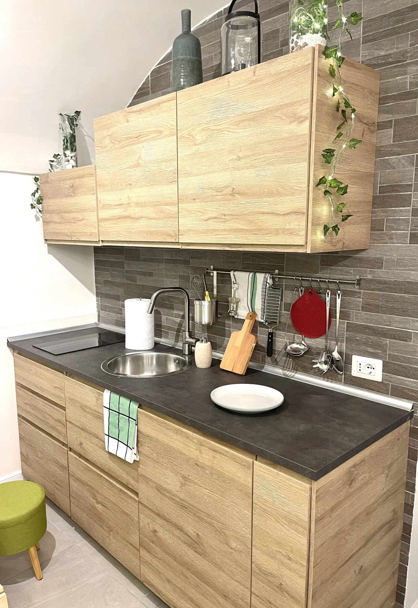 Fully equipped kitchen